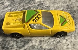 Summer #8805 Maserati Merack SS Yellow 1:64 Diecast 2001 Tampo Rare Italian Car